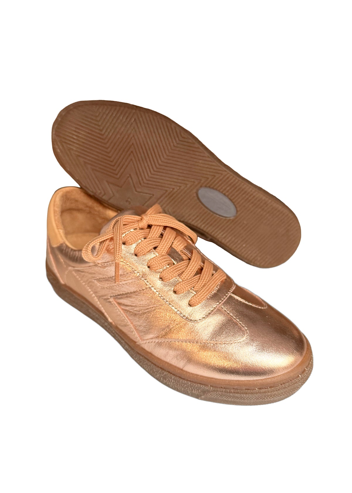 Matalavartiset tennarit - hohtava ruusukultainen nahka