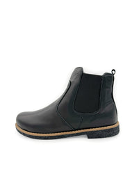Chelsea ankle boots - black soft leather, low sole