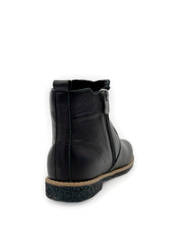 Chelsea ankle boots - black soft leather, low sole