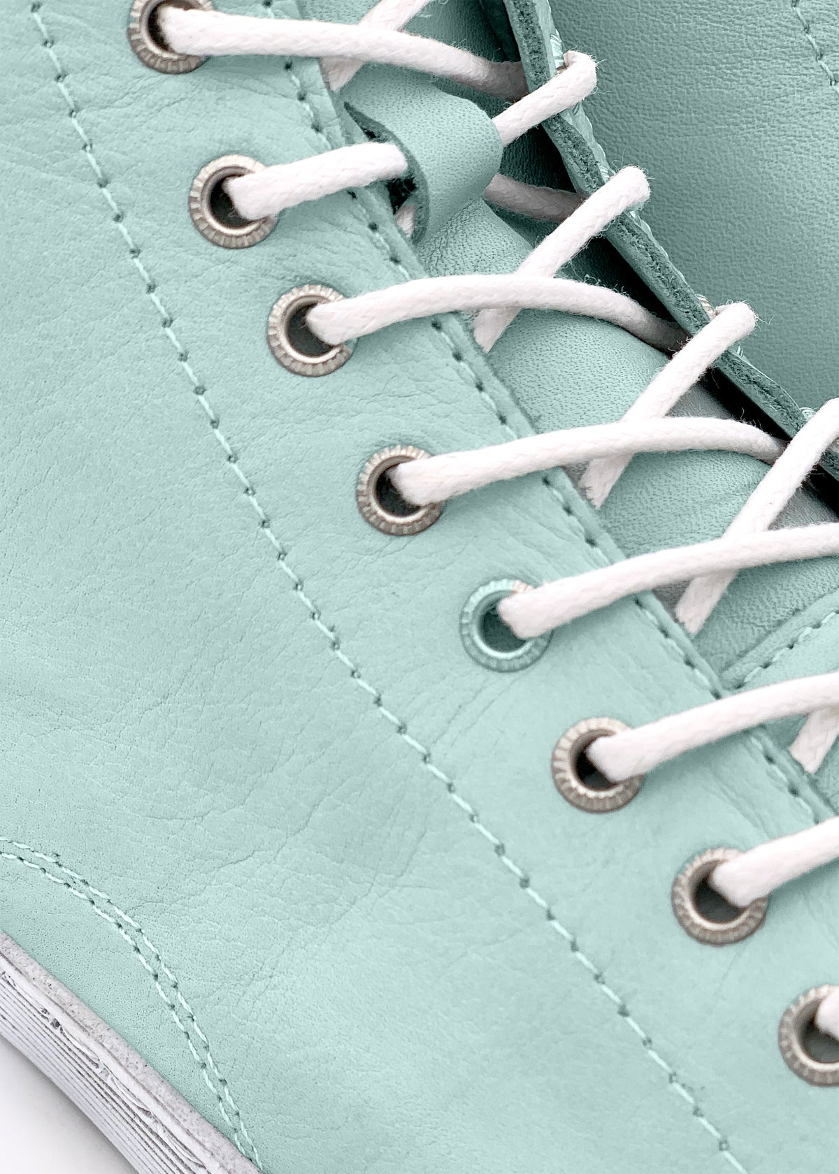 Sneakers with handles - mint green