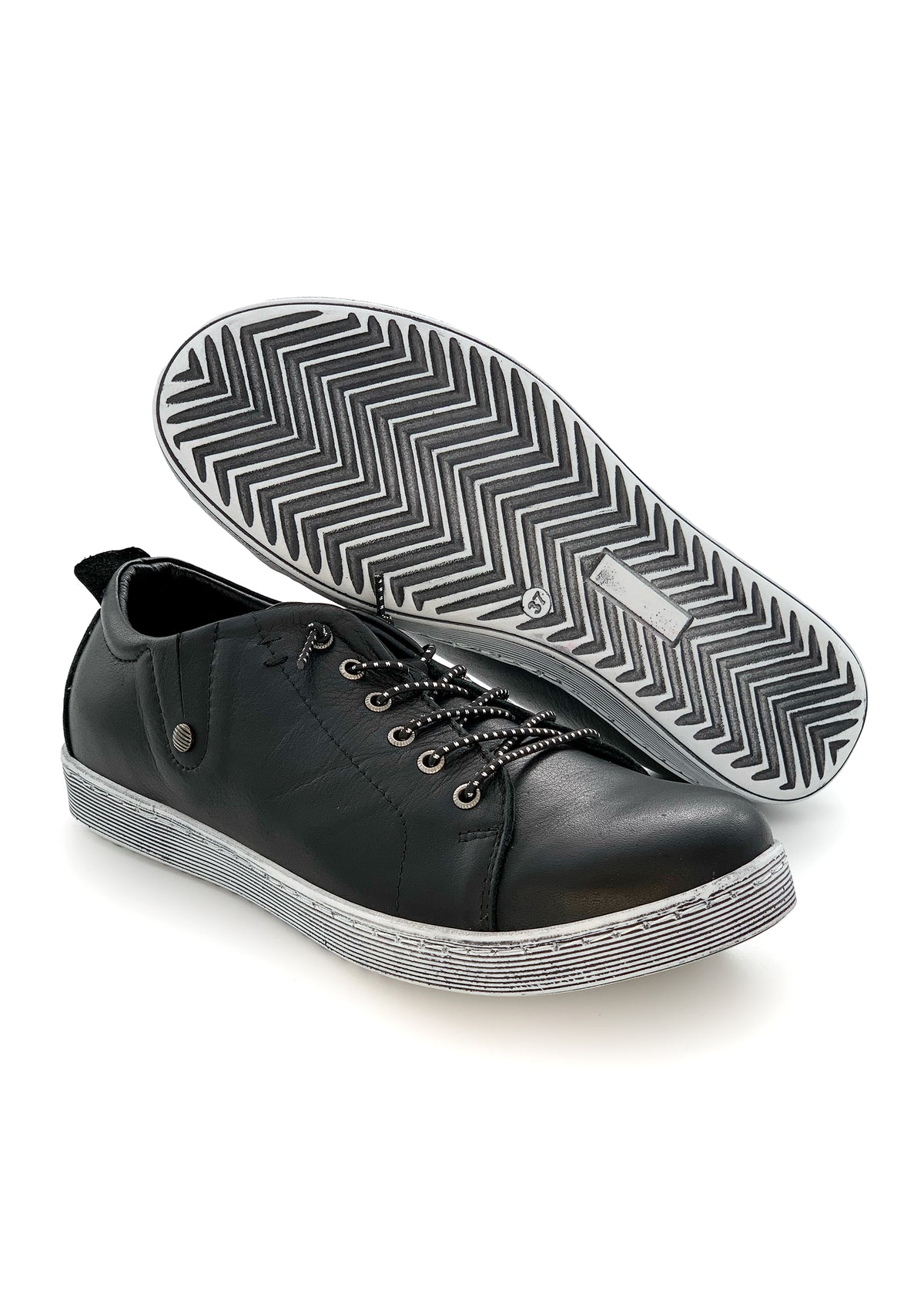 Low-top sneakers with elastic bands - black leather