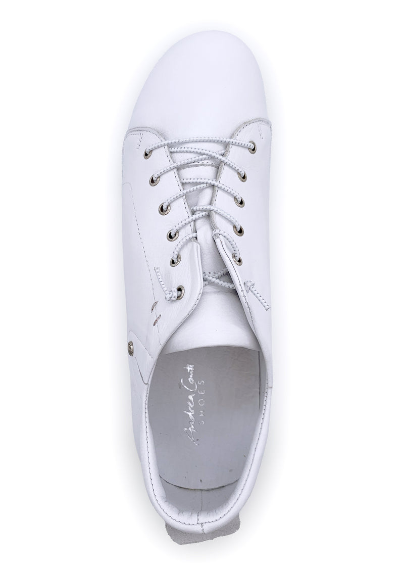 Låga sneakers - vita, elastiska remmar