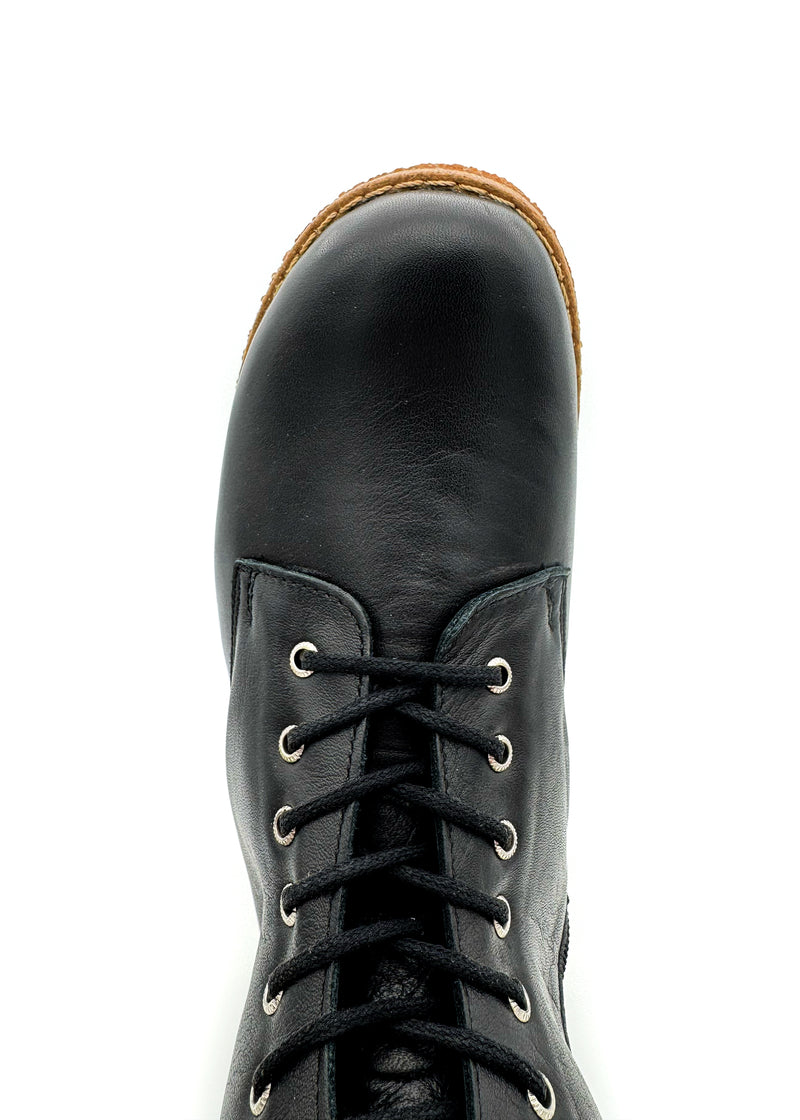 Pitkävartiset maiharit - musta nahka, matala pohja