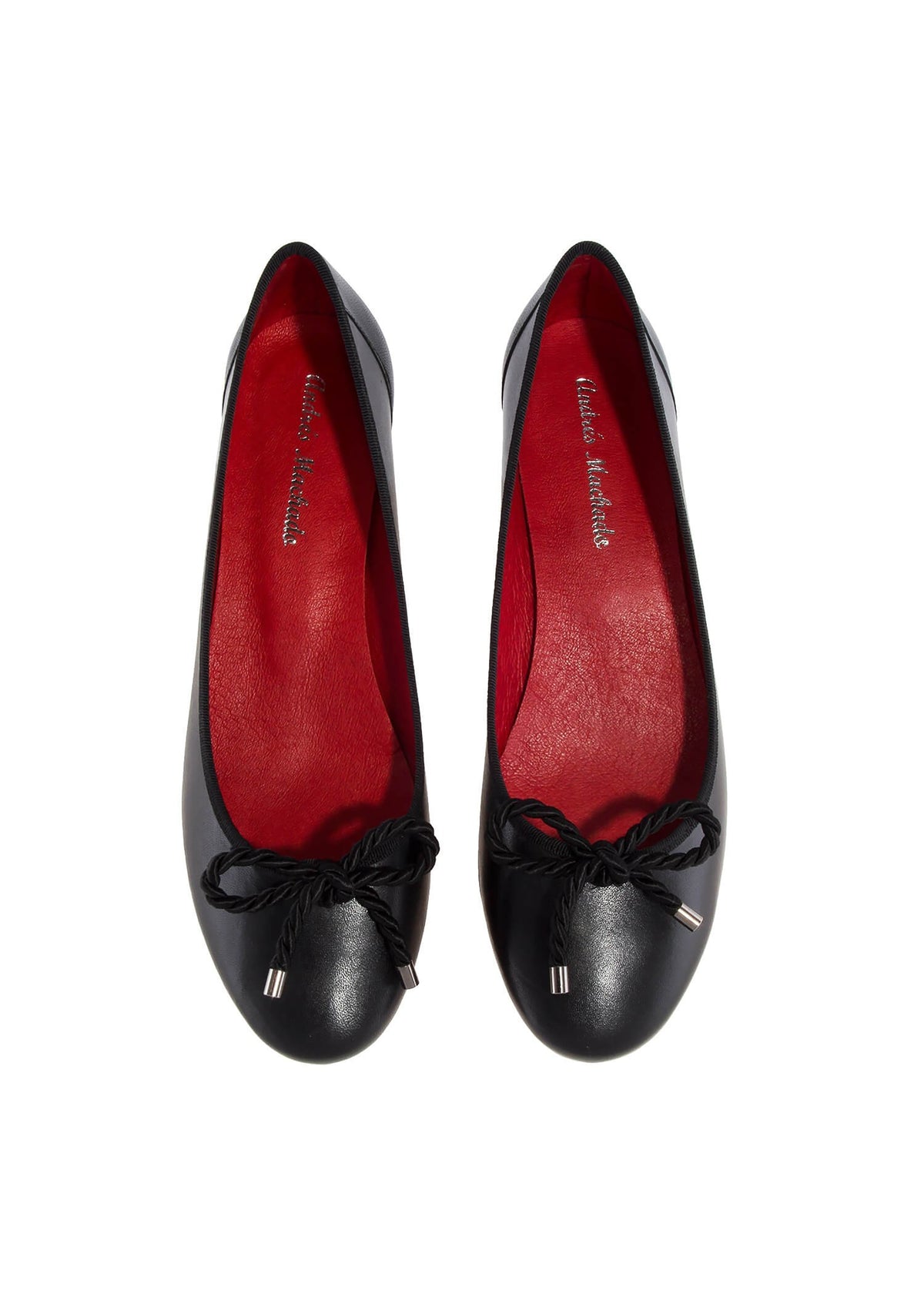Låg öppen tå skor med dubbklack - Lucia, svart läder, rosettdekoration