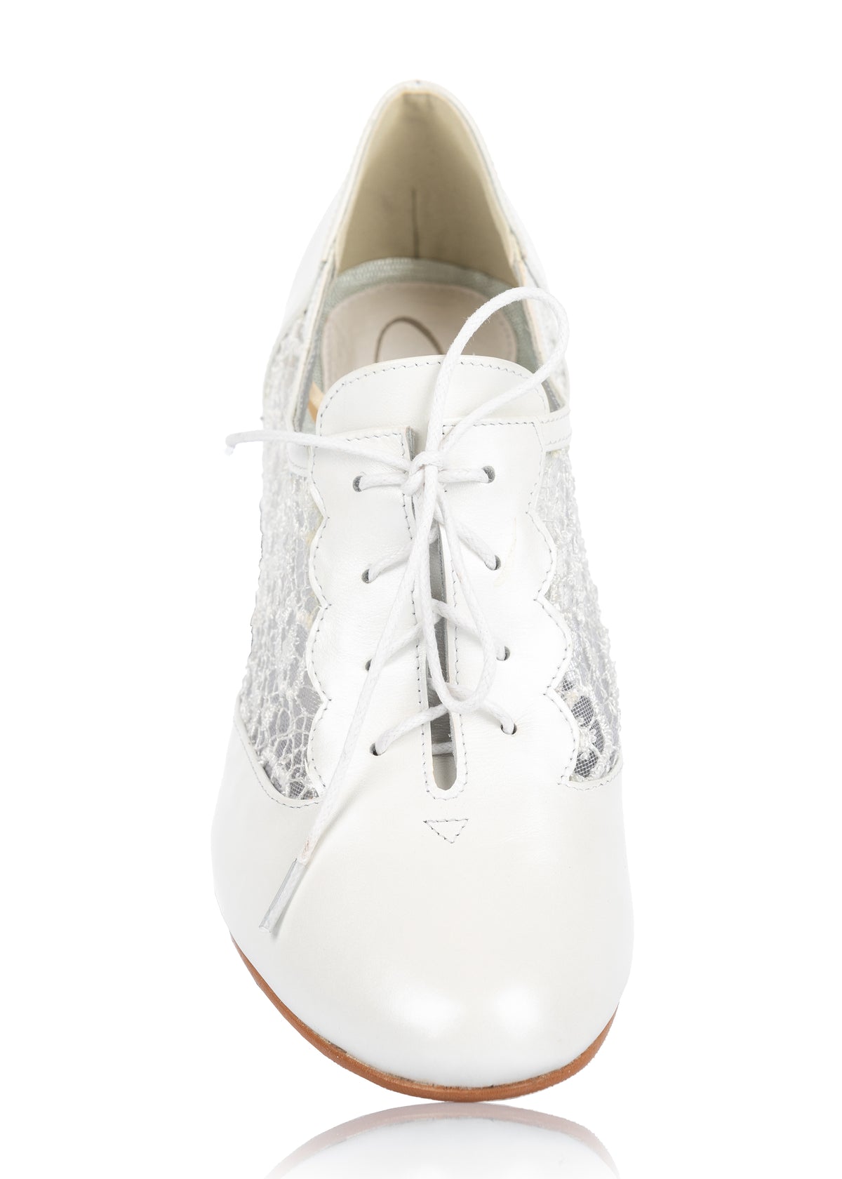Elegant walking shoes with low heel - white leather, lace sides