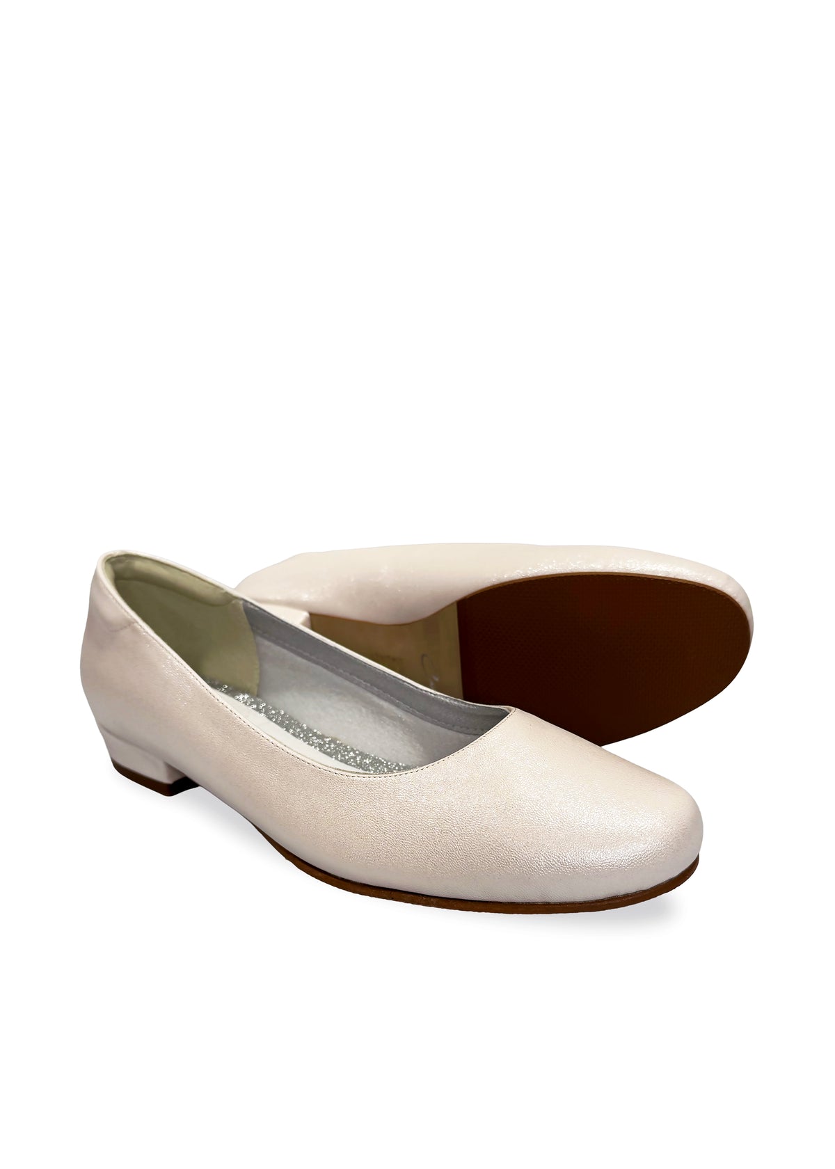 Low pumps - shimmering light