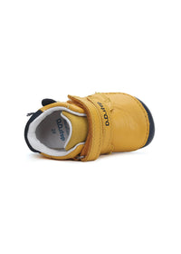 Children's first step shoes - yellow leather, fire truck