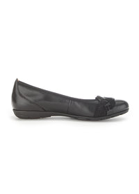 Ballerina shoes - black leather, knotted decorative strap