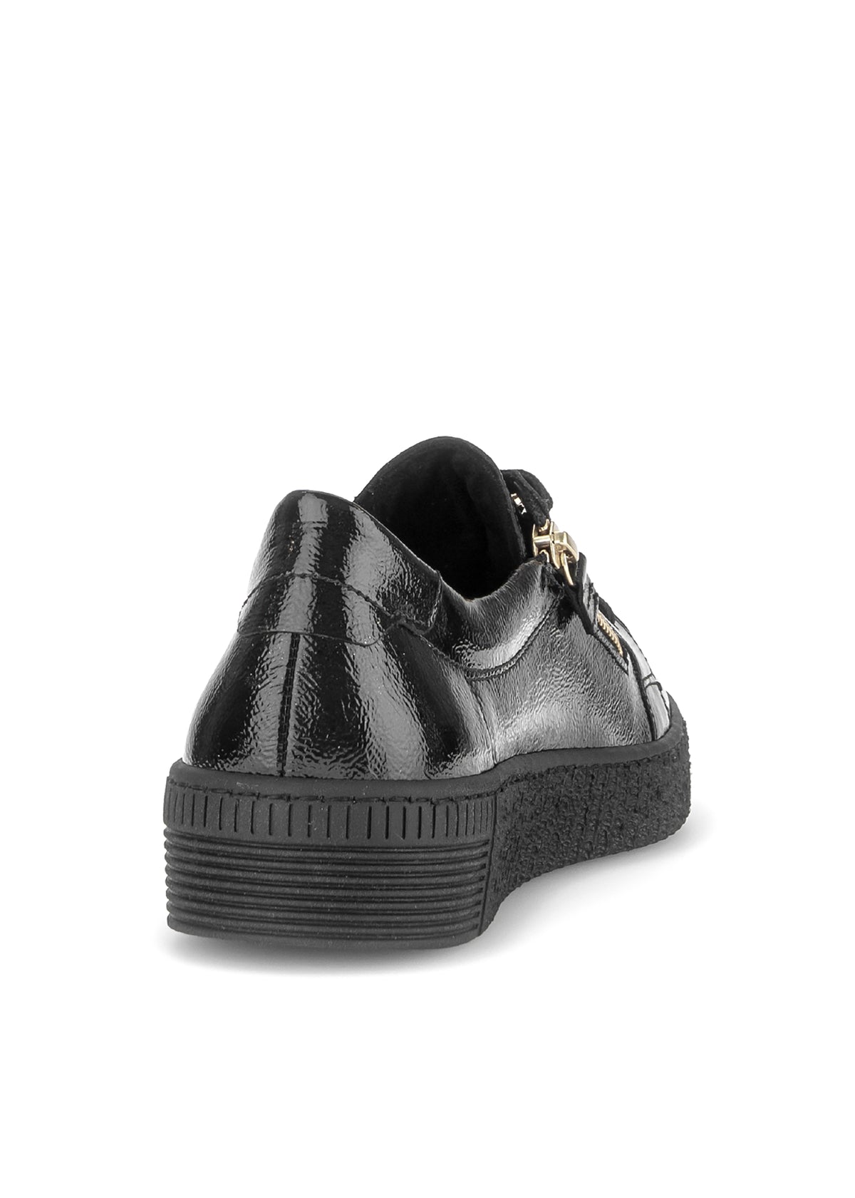 Sneakers med tjock sula – svart lackläder, guldfärgade detaljer