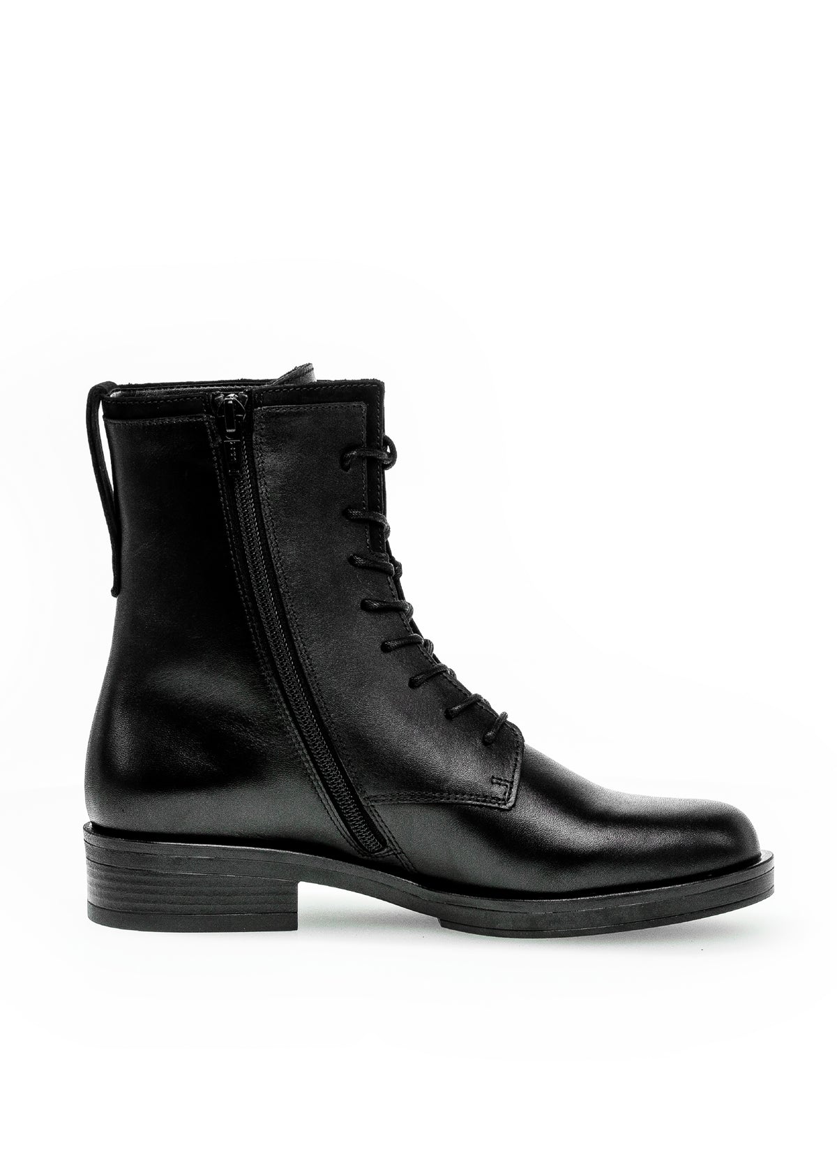 Nauhalliset nilkkurit - musta nahka