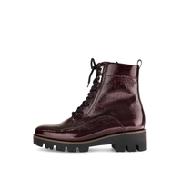 Maiharit - tummanpunainen kiiltonahka, musta-kultaraitaiset nauhat