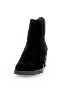 Nilkkurit tolppakorolla - musta mokkanahka