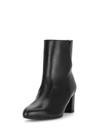 Lace-free ankle boots with a block heel - black leather