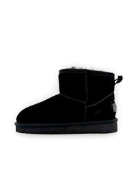 Warm winter boots - black