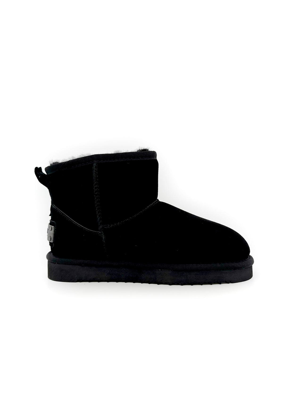 Warm winter boots - black