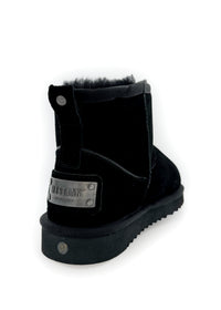 Warm winter boots - black