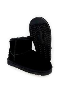 Warm winter boots - black