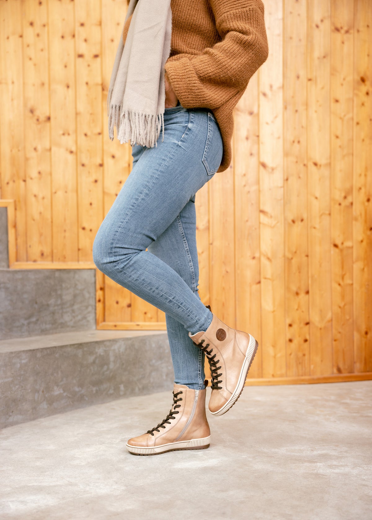 Ankle boots - light brown