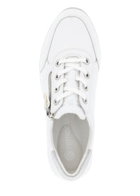 Sneakers with a small wedge sole - white, silver details, replaceable flower bands