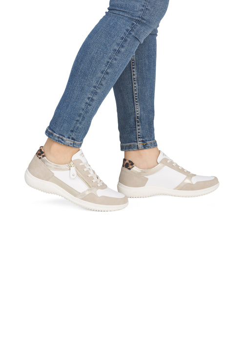 Nauhalliset kävelykengät - valko-beige nahka, leopardiyksityiskohdat