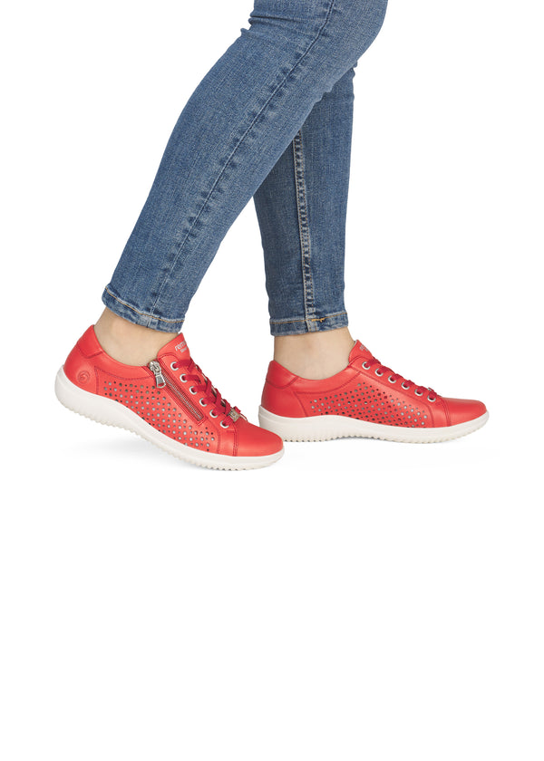 Promenadskor - röda hålmönstrade läder
