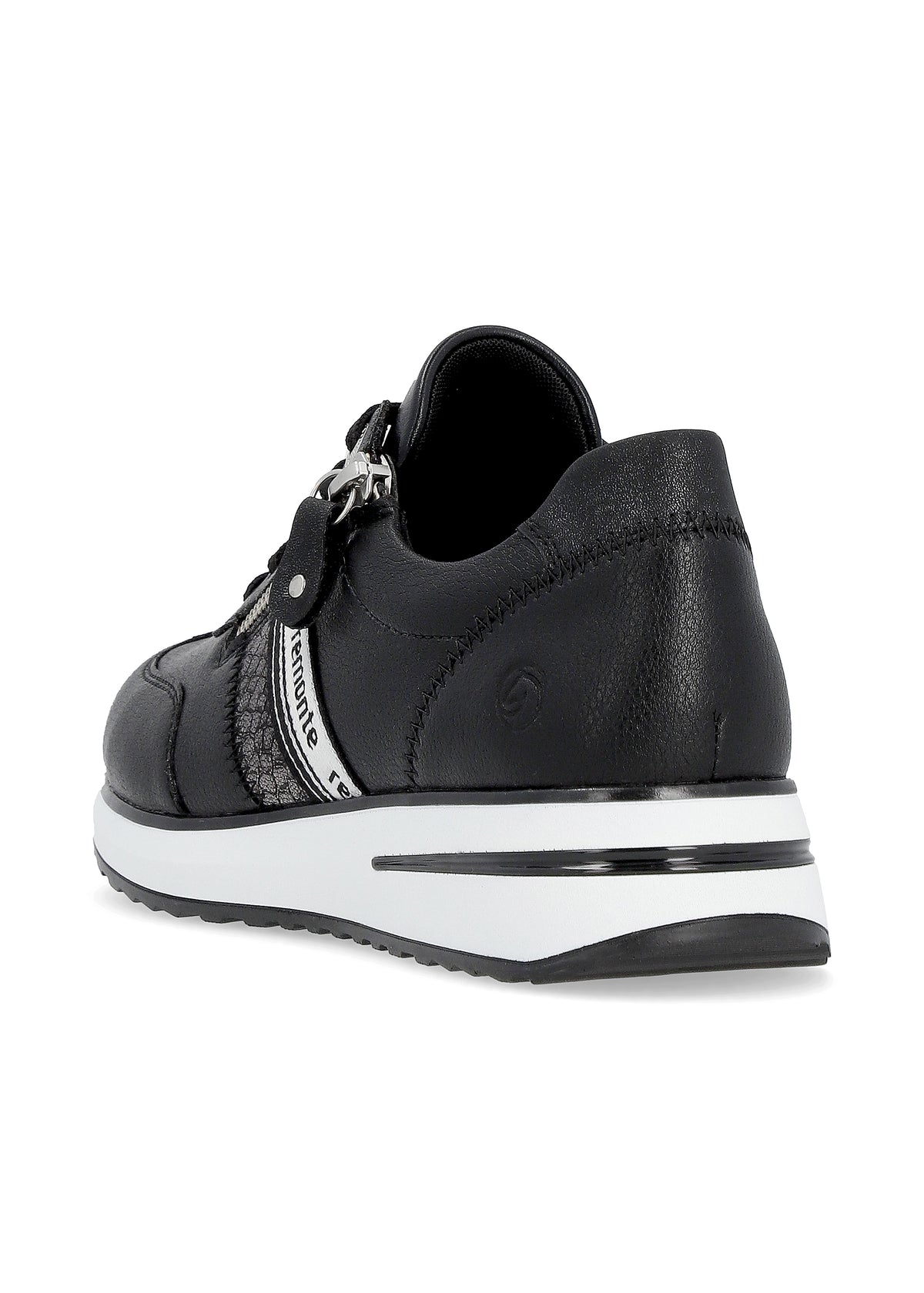 Sneakers med liten wedge-sula - svarta