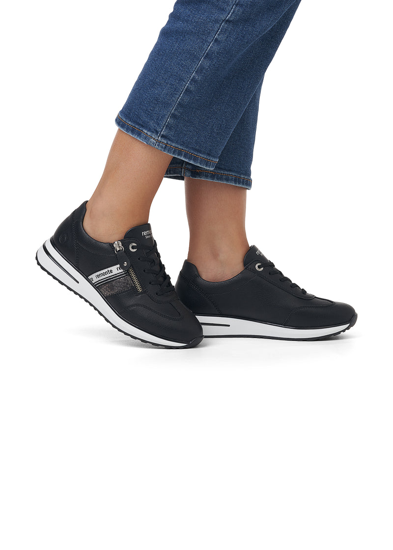 Sneakers with a small wedge sole - black