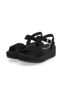 Sandals with a thick sole - black, Velcro fastening