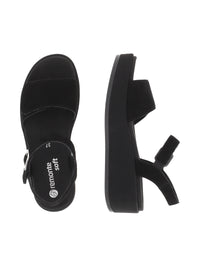 Sandals with a thick sole - black, Velcro fastening