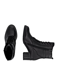 Ankle boots with block heel - black leather