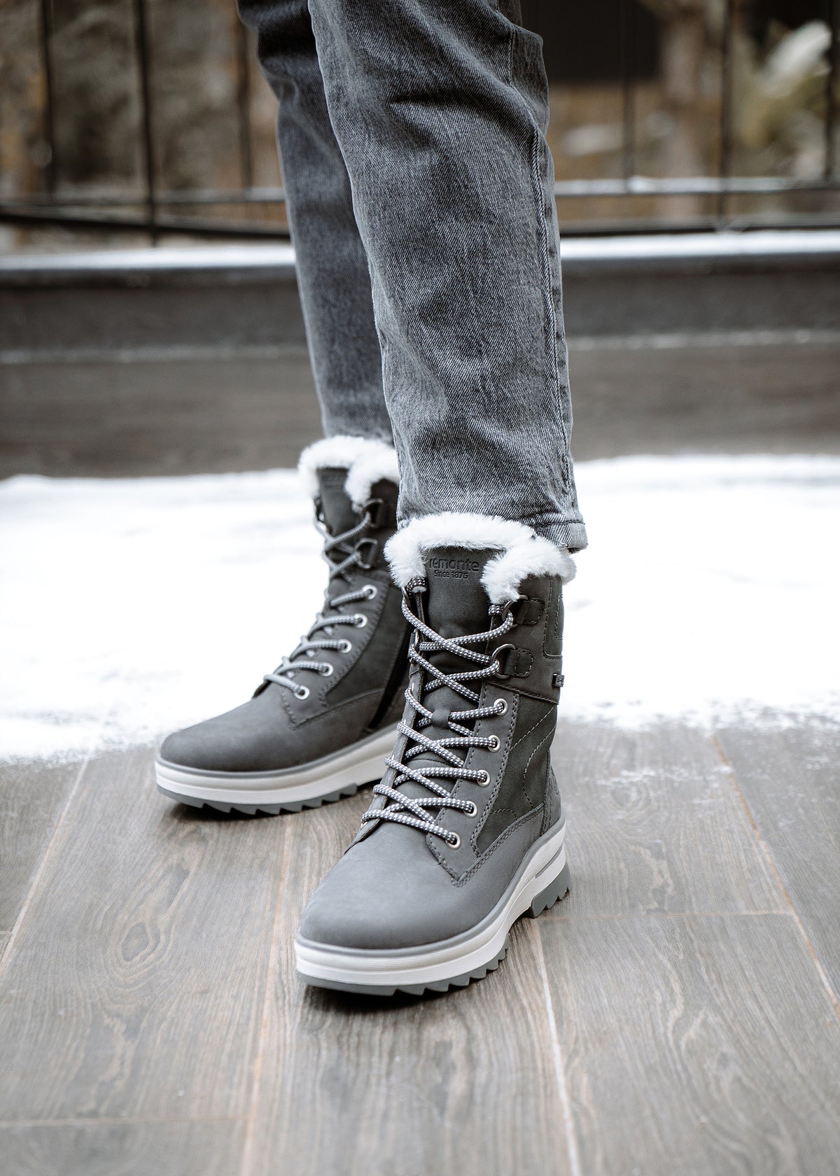 Winter boots with friction sole - gray leather, Remonte-TEX