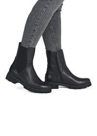 Chelseanilkkurit maiharipohjalla - musta nahka