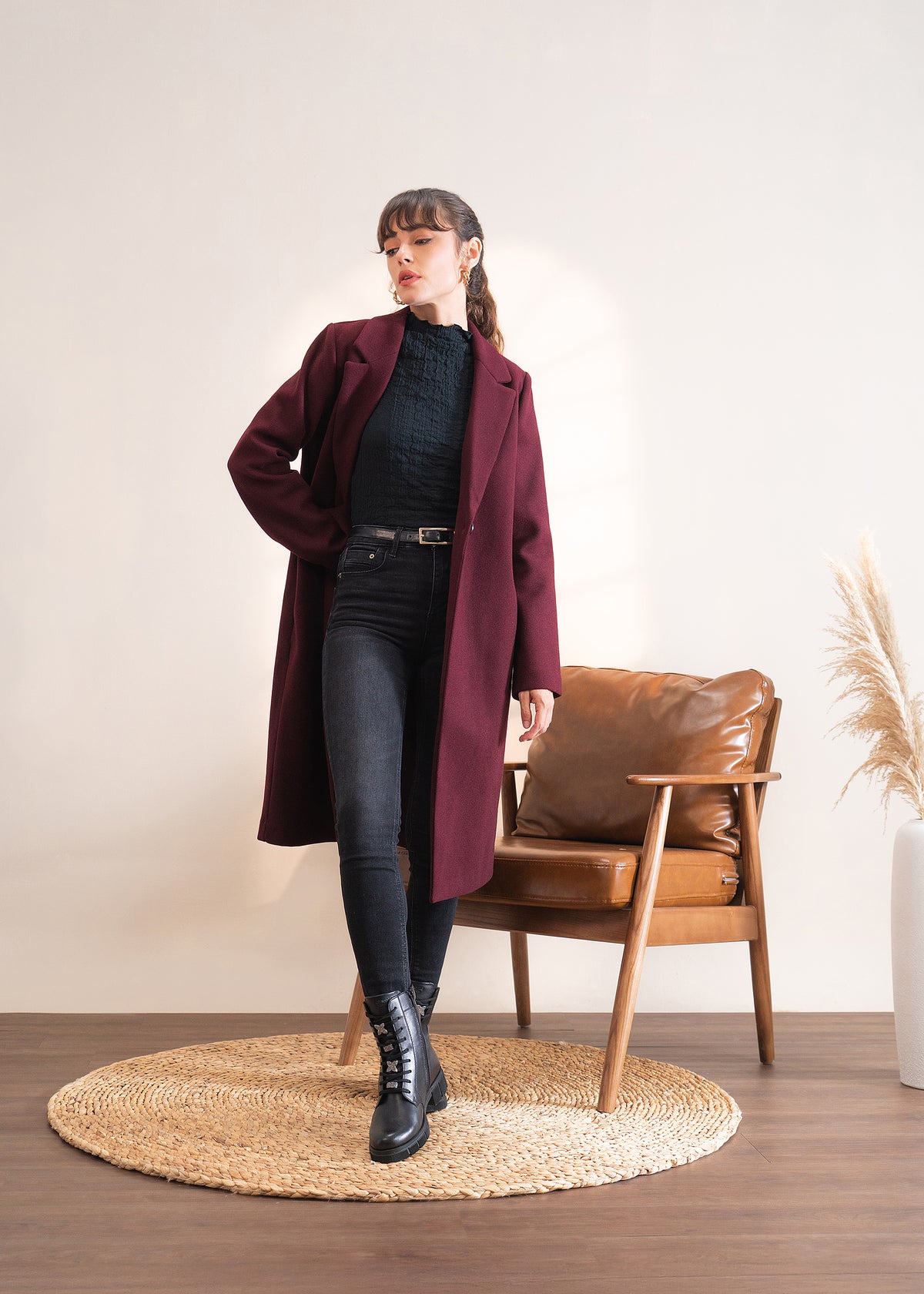 Maiharit - musta nahka, timanttikoristeet nauhoissa, Remonte-TEX