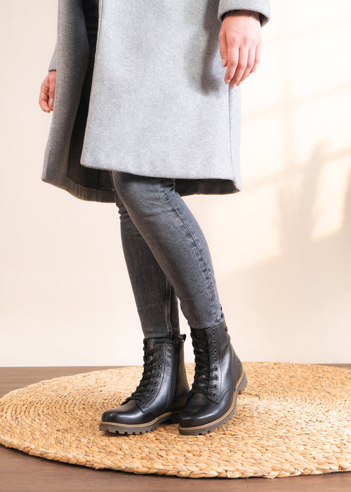 Nauhalliset nilkkurit - musta nahka, Remonte-TEX