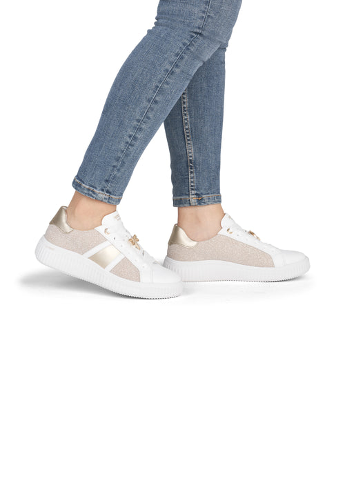 Tennarit perhoskoristeella - valkoinen nahka, kultaiset yksityiskohdat, valkoinen pohja