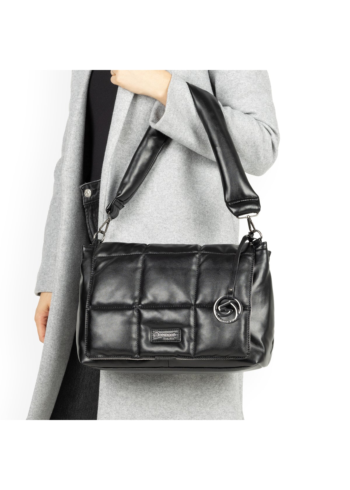 Naisten olkalaukku - musta tikkitoppa