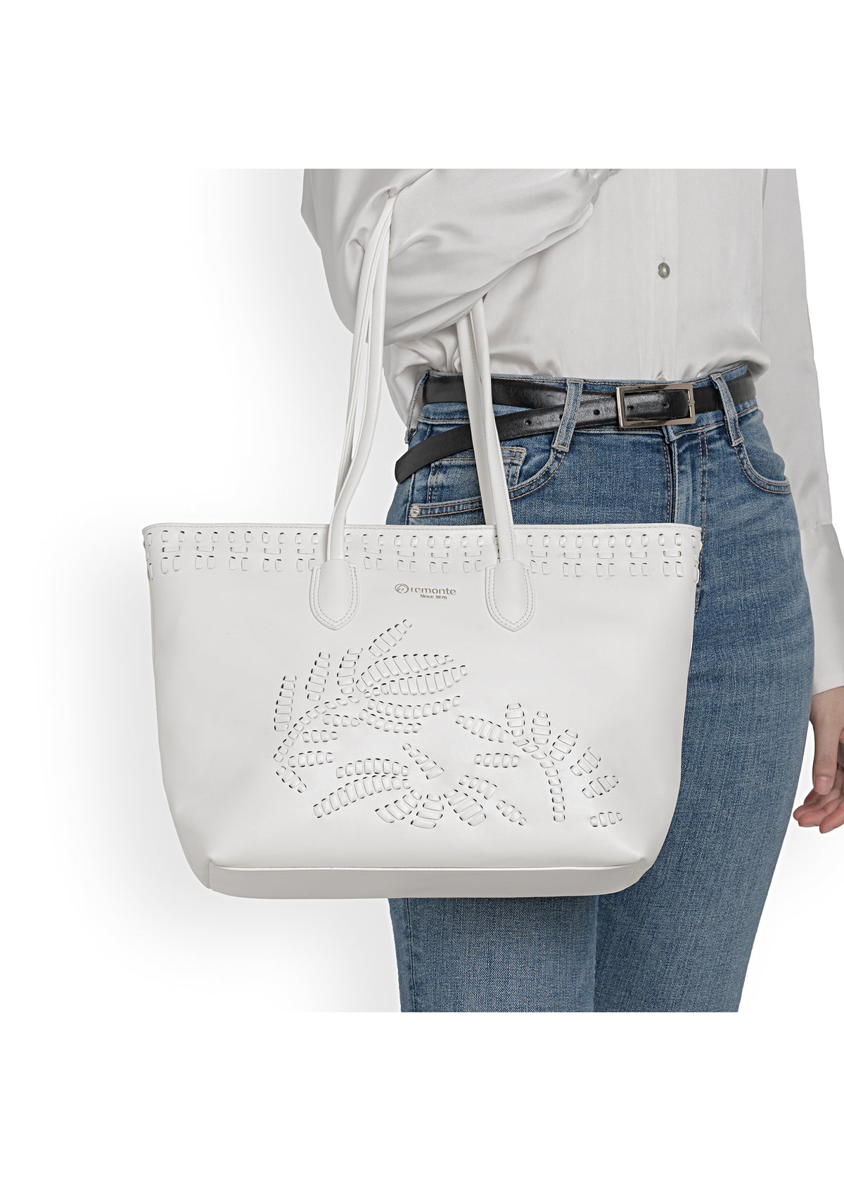 Naisten käsilaukku - valkoinen, reikäkuviointi koristeena