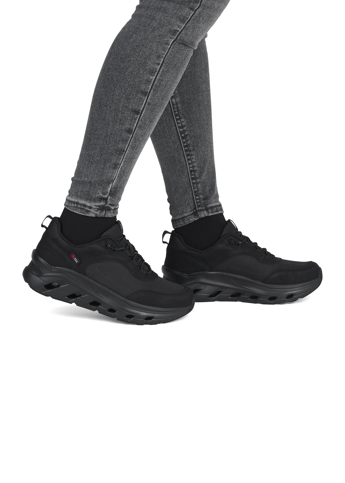 Lenkkarit paksulla pohjalla - musta tekstiili, musta pohja, Rieker-TEX