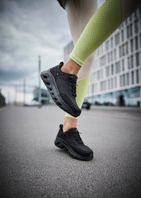 Lenkkarit paksulla pohjalla - musta tekstiili, musta pohja, Rieker-TEX