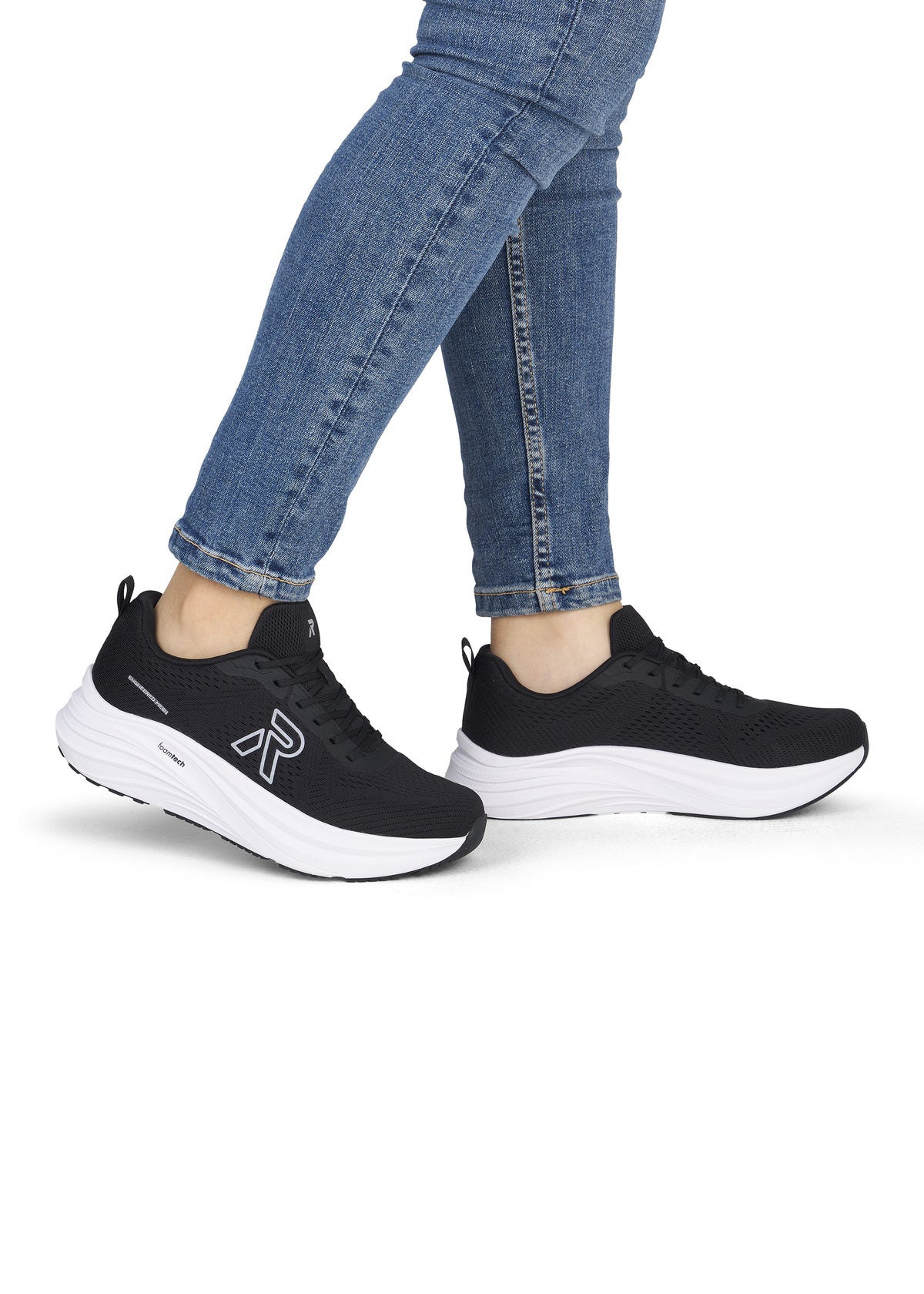 Tennarit - musta, Foamtech