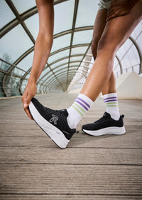 Tennarit - musta, Foamtech