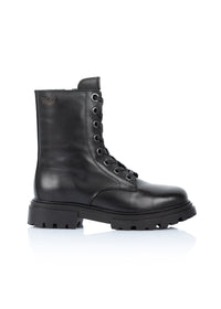 Maiharit - Sanni, musta nahka, leveä lesti