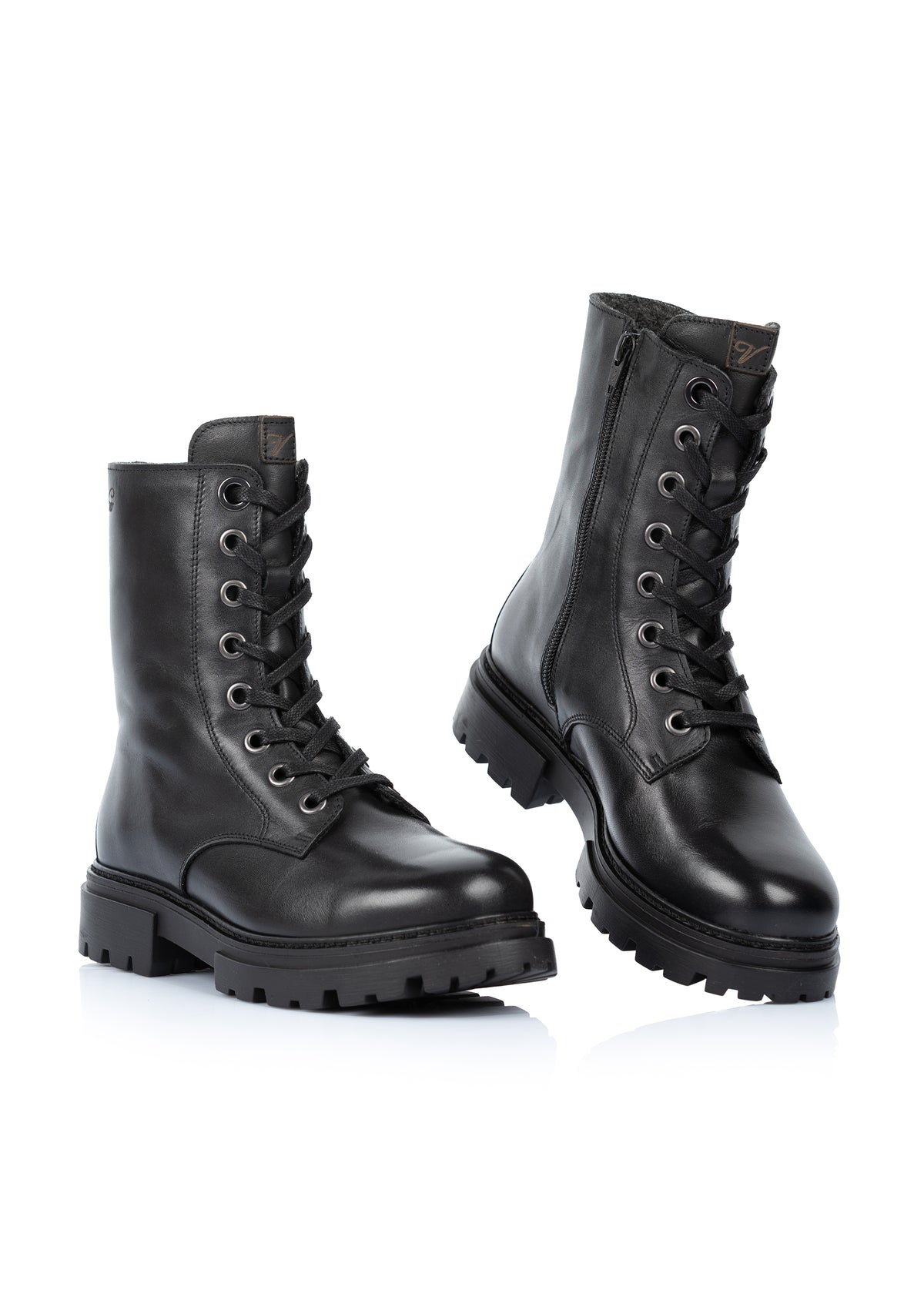 Maiharit - Sanni, musta nahka, leveä lesti