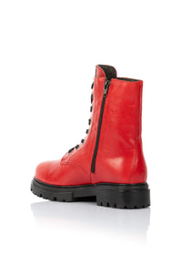 Maiharit - Sanni, punainen nahka, leveä lesti