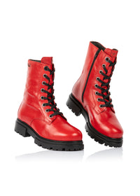 Maiharit - Sanni, punainen nahka, leveä lesti